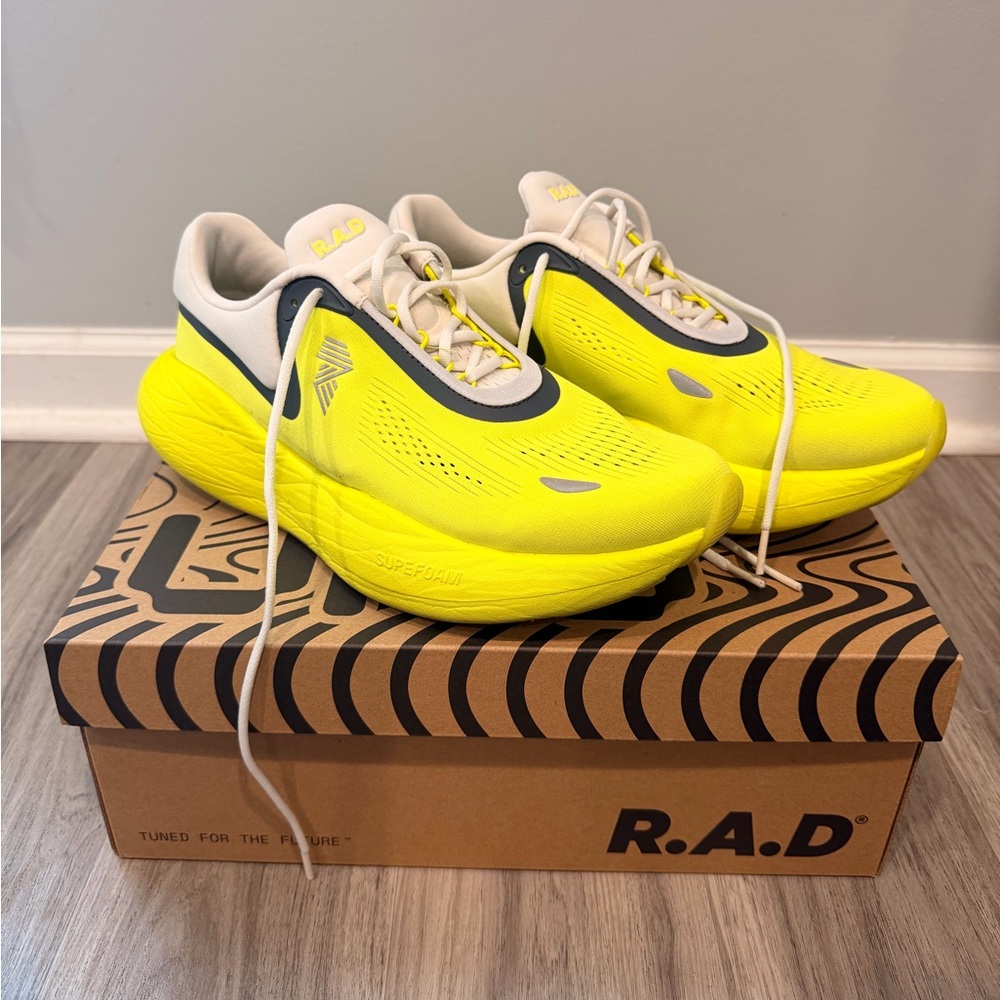 Men’s 11 R.A.D. UFO Running Shoes
